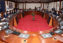 한 총리 “응급의료 상황 여전히 비상…긴장의 끈 놓지 말것” 당부