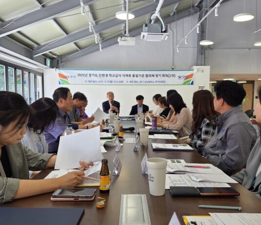 학교급식에 제철을 담다…냉동 시금치로 여는 경기도 ‘기후급식’ 시대